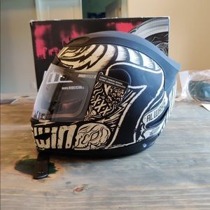 Icon Airmada Motorcycle Helmet - Size Small
